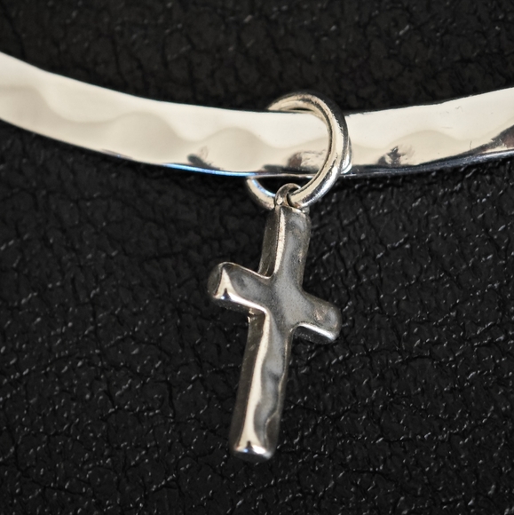 Robert Lee Morris RLM SOHO Cross Collar Layered Necklace - Picture 4 of 7